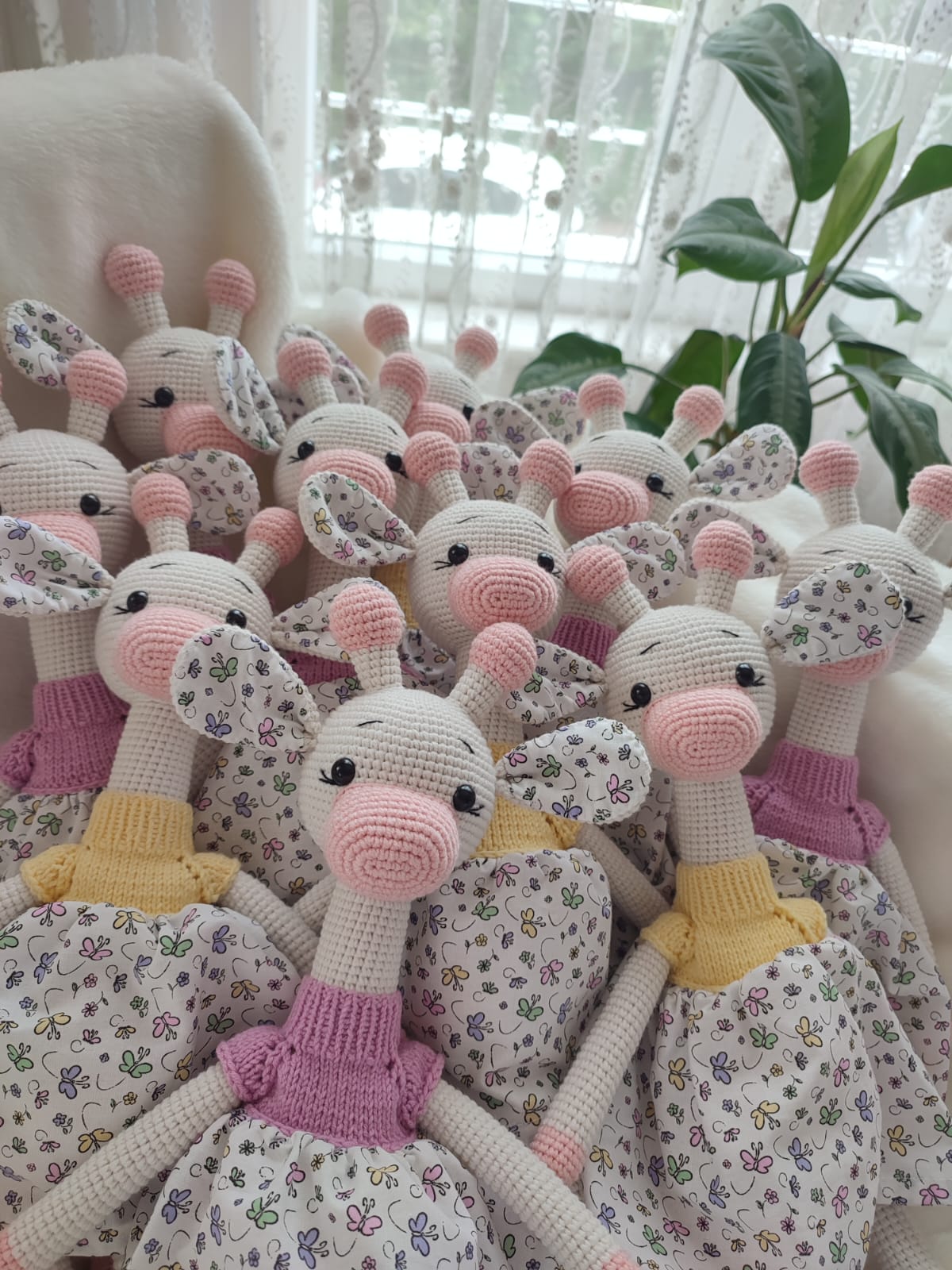 Crochet Princess Lady Giraffe: Cuddly Keepsake & Elegant Nursery Decor