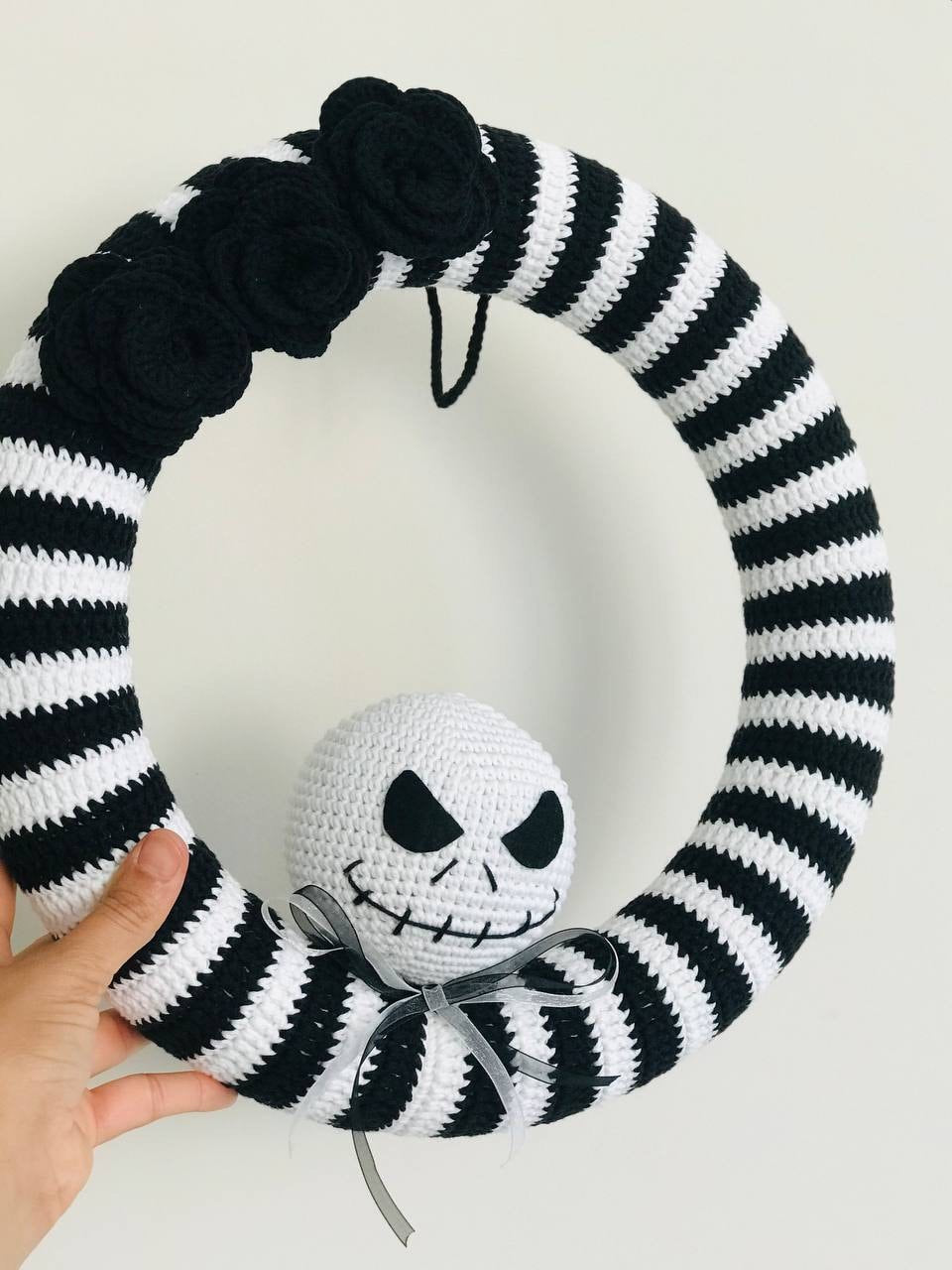 Christmas Wreath, Christmas Decoration, Christmas Ornaments, Christmas Gifts, Skeleton Wreath, Jack skellington, Halloween decor