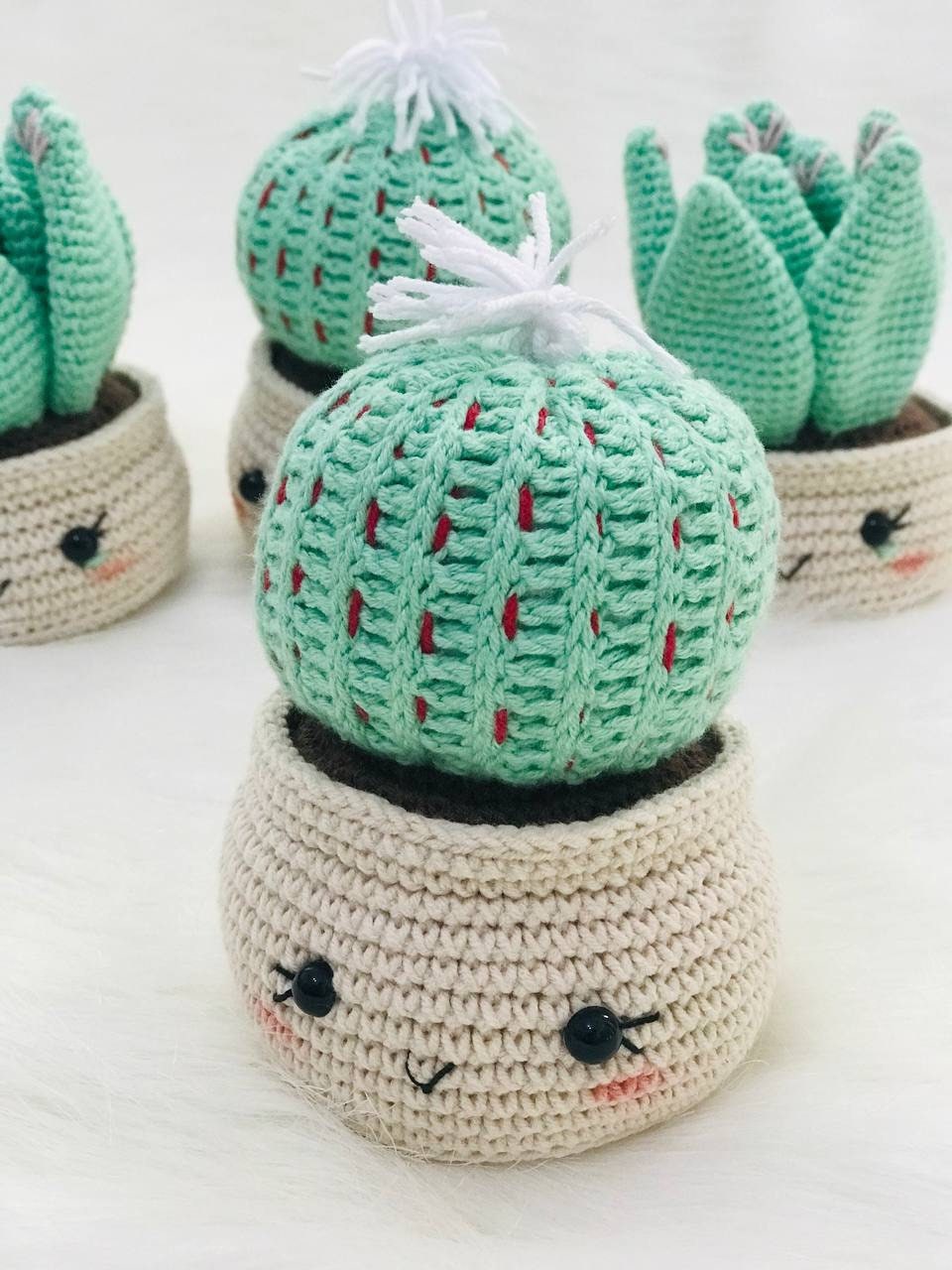 Crochet cactus with spikes, handmade plant decoration Handmade crochet cactus with spikes, potted plant decoration Crochet cactus with rounded edges, handmade home decor Handmade crochet cactus with rounded edges, small potted plant decoration