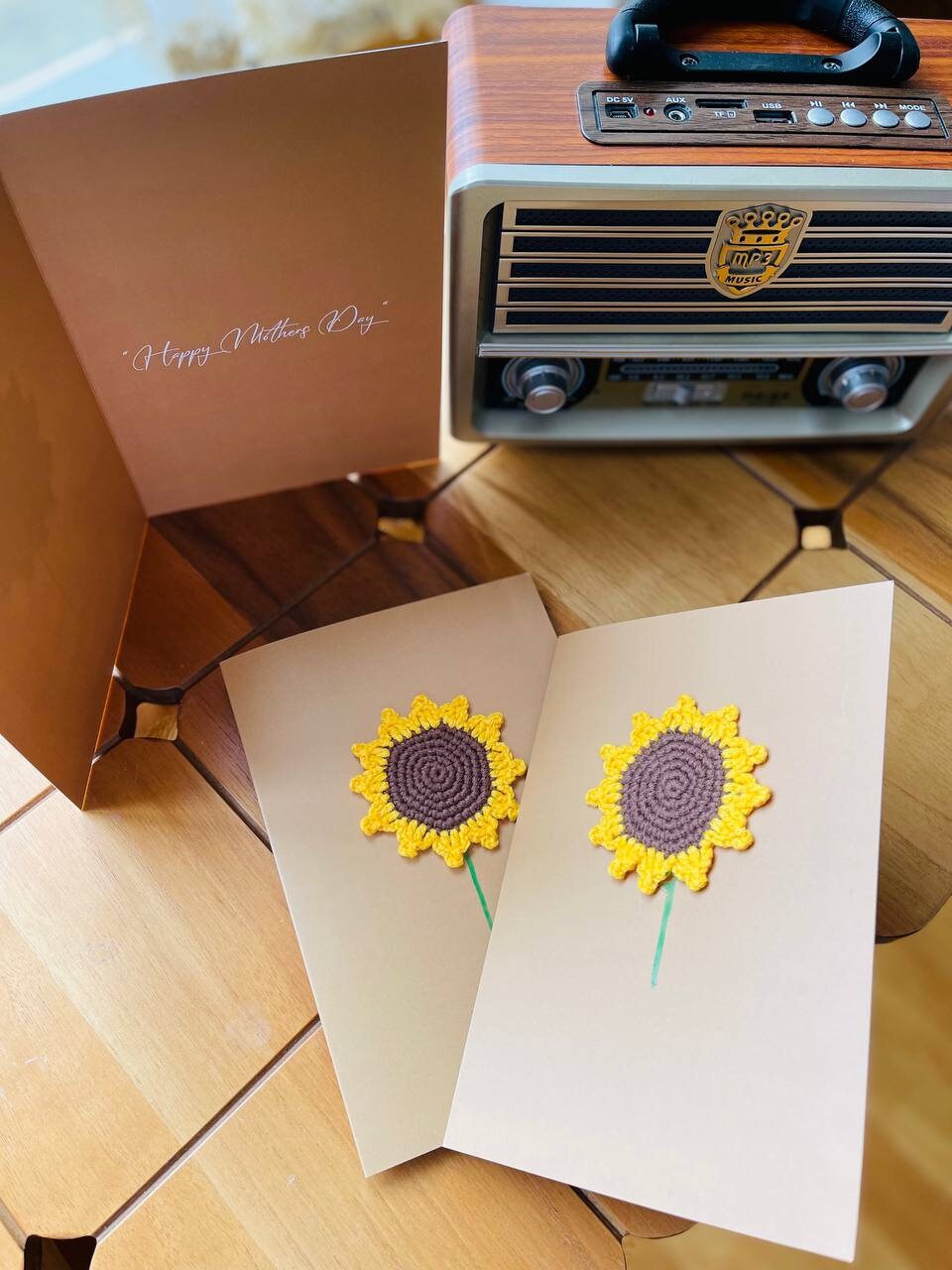 Hand crocheted Mothers Day Card, Crochet flower card, crochet greeting card