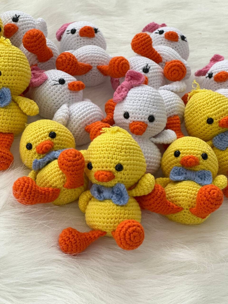 Crochet Easter chick, crochet Easter decor