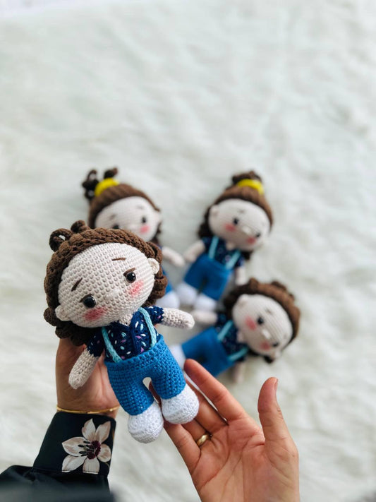 eleven crochet doll , stranger things.