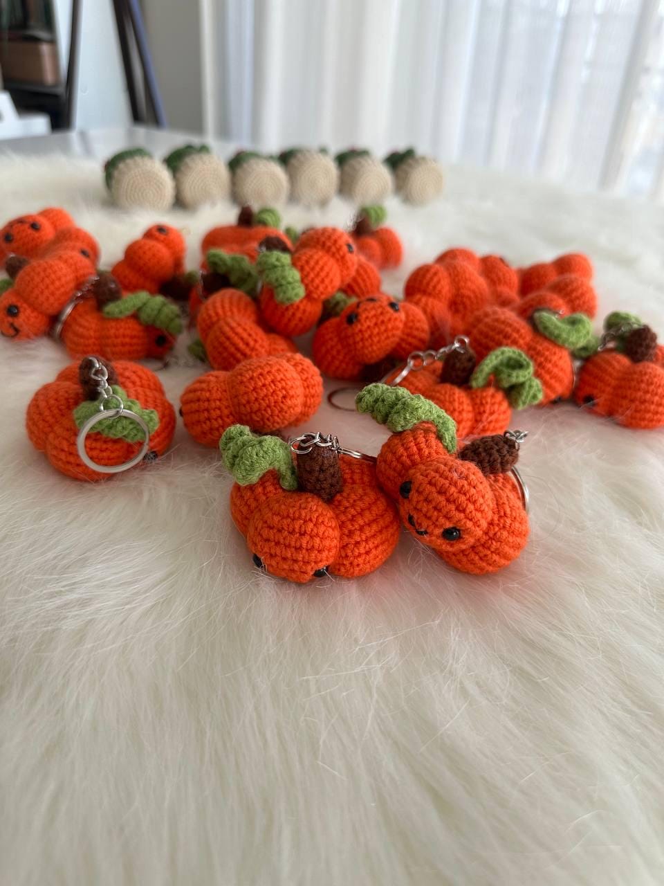 pumpkin keychain, crochet pumpkin, pumpkin Keyring