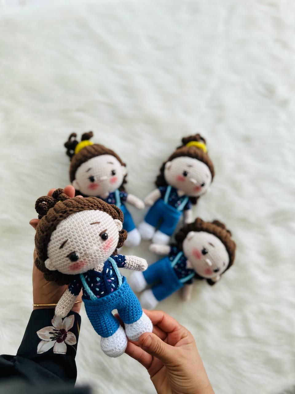 eleven crochet doll , stranger things.
