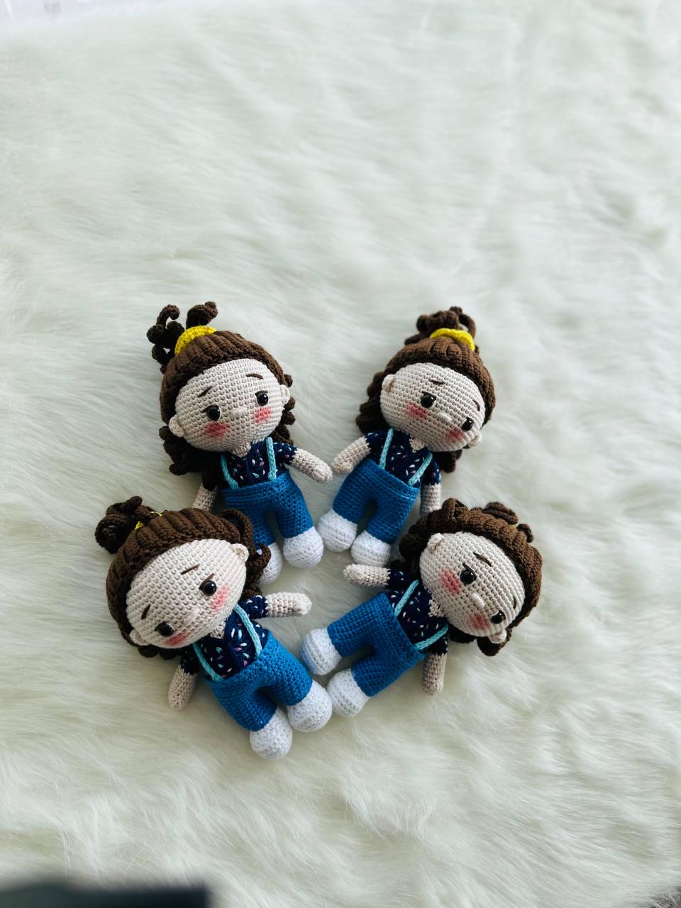 eleven crochet doll , stranger things.