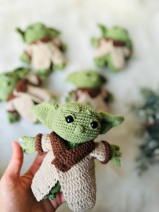 Adorable Hand-Crocheted 'The Child' (Baby Yoda) Amigurumi