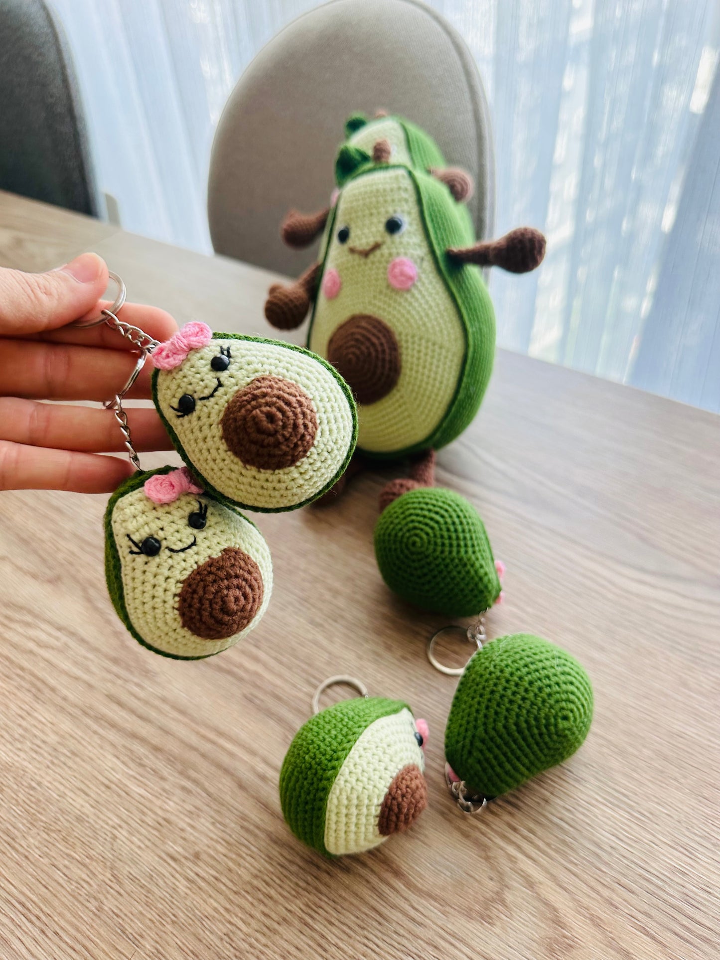 Avocardo Keychain. Crochet Avocardo. Avocardo crochet gift