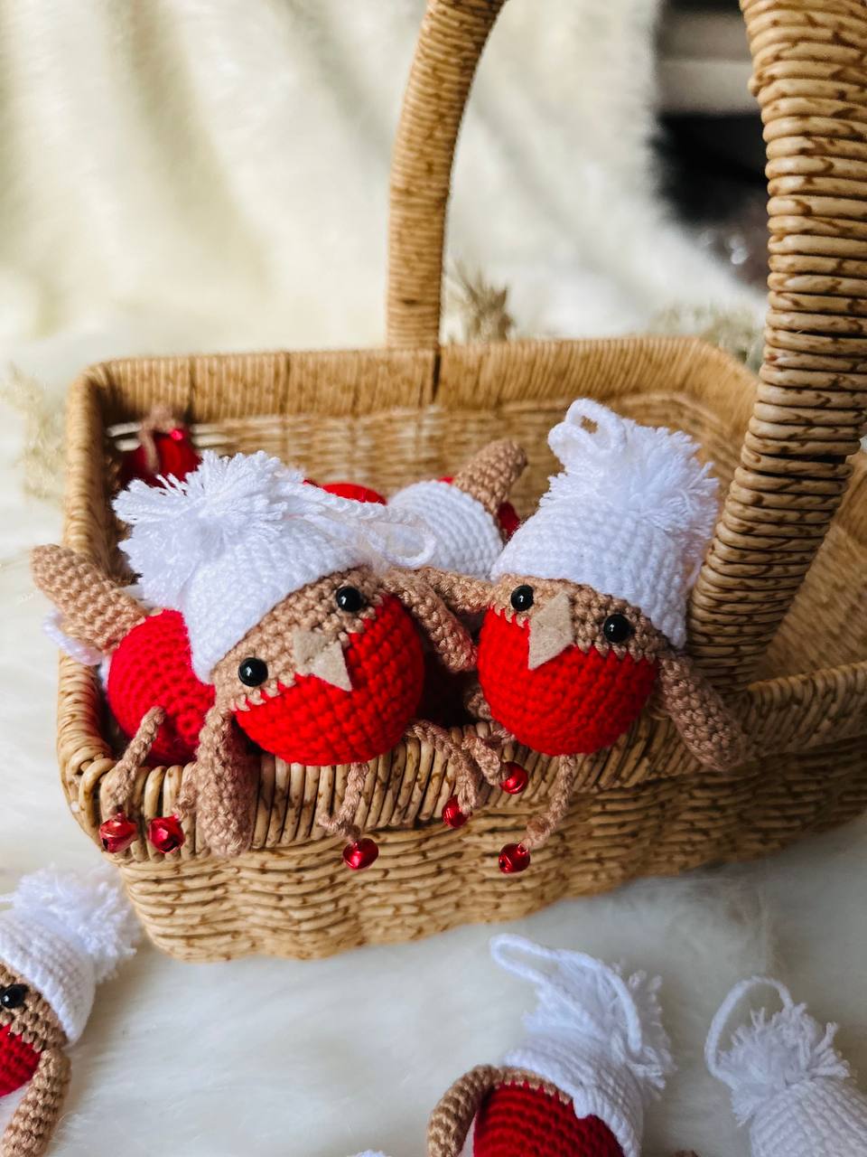 Cute Robin Tree decoration