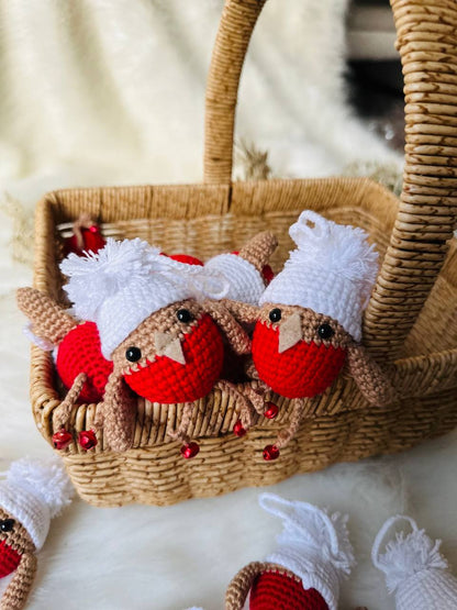 Cute Robin Tree decoration