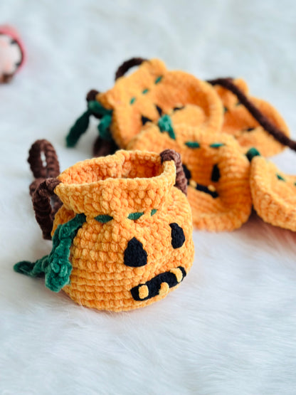 Crochet pumpkin bag , hallowen handmade candy bag