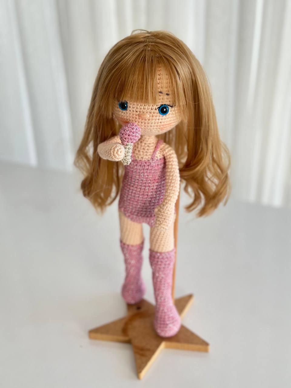 Taylor Swift crochet doll, Taylor swift gift